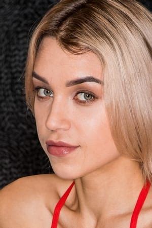 Tushy Raw V20: Amazon.co.uk: Eliza Ibarra, Alexis Tae, Nelya .